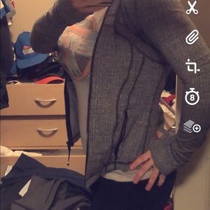 Lululemon jacket Limited addition new (9) medium